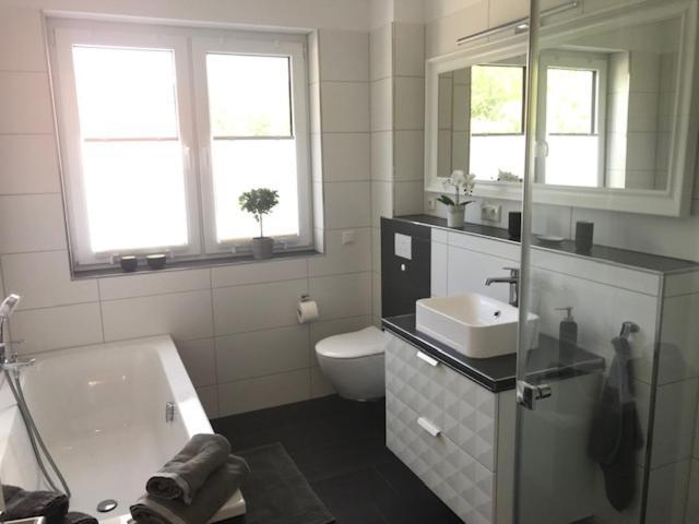 Top-Ferienwohnung Bei Berlin, Bis 3 Gaeste, Terrasse Und Garten Bestensee Eksteriør billede